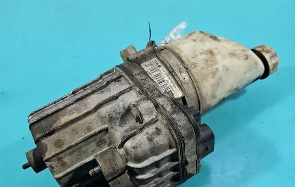 Opel Zafira B Power steering pump 13192897 IMPRK1521371