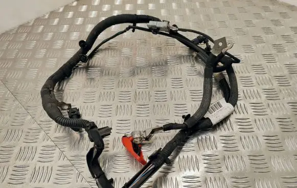 Positive cable (battery)