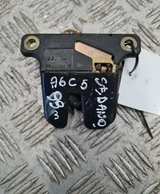 Tailgate/trunk/boot lock/catch/latch