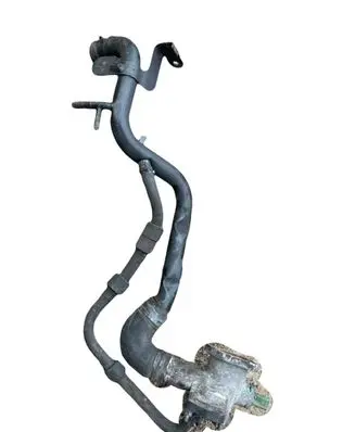 Volkswagen Golf IV Engine coolant pipe/hose 038121133A