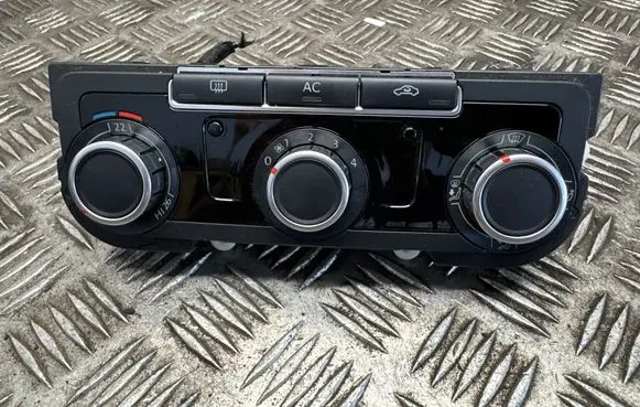 Volkswagen Tiguan Climate control unit 3C8907336AB