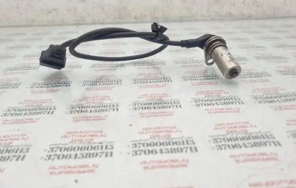 Volkswagen PASSAT B5 Crankshaft position sensor