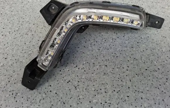 Hyundai i10 Front fog light 922013C00