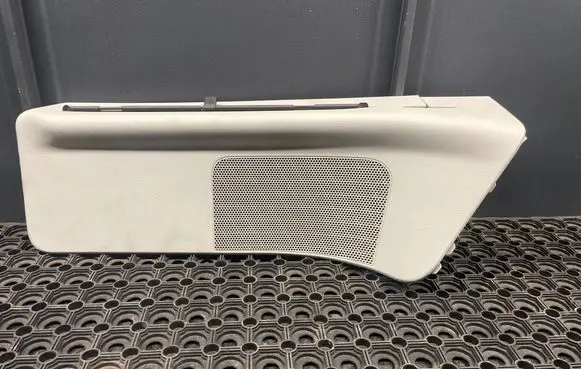Chrysler Grand Voyager V Estate rear side window sun shade/blind P1CJ22ES3AF 33881569