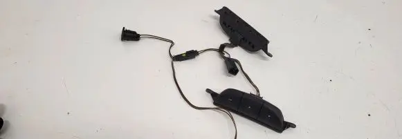 Opel Zafira A Steering wheel buttons/switches 6014387 90561159
