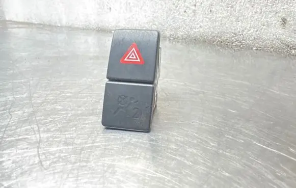 Opel Agila B Hazard light switch 3743052K00 23052000