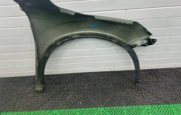 Lexus RX 330 - 350 - 400H Fender 