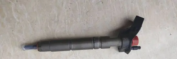 Mercedes-Benz E W211 Fuel injector A642070 0445115