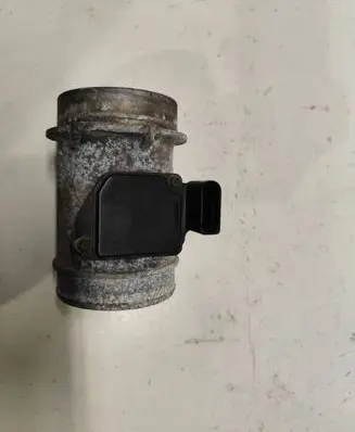 Audi A4 S4 B6 8E 8H Mass air flow meter AFH7025C L33703