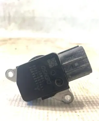 Mitsubishi Lancer X Mass air flow meter 1525A081 1974004200