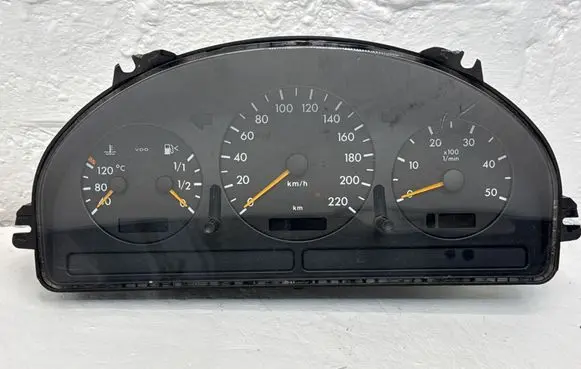 Mercedes-Benz ML W163 Speedometer (instrument cluster) 15380379 A1635403011 123737327