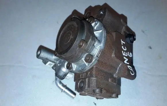 Ford Connect Fuel injection high pressure pump 9676289780