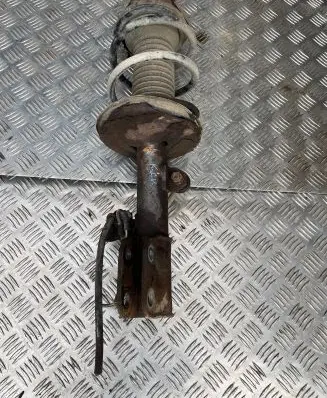 Toyota Corolla Verso E121 Front shock absorber with coil spring