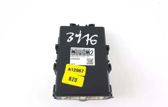 Toyota Corolla Verso AR10 Engine control unit/module ECU 896900F020 MB1028500160