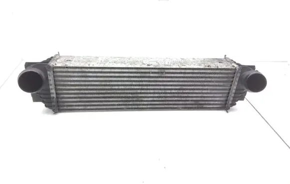 BMW 5 F10 F11 Intercooler radiator 1751780562906