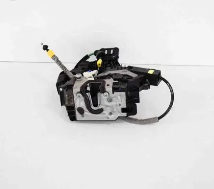 Mercedes-Benz C W205 Coupe door lock (next to the handle) 