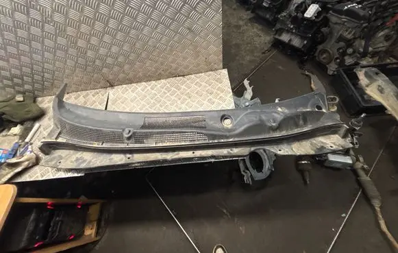 KIA Sportage Wiper trim 861513U000