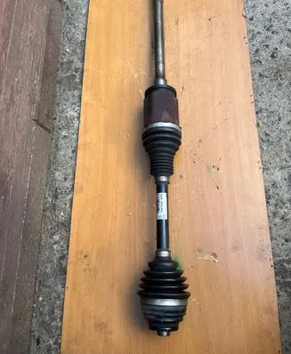 BMW 3 F30 F35 F31 Front driveshaft 7597694