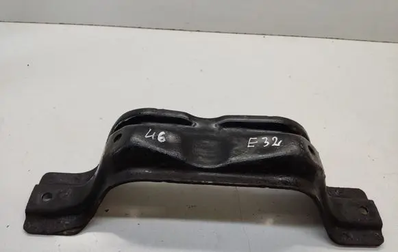 Muffler mount bracket/holder