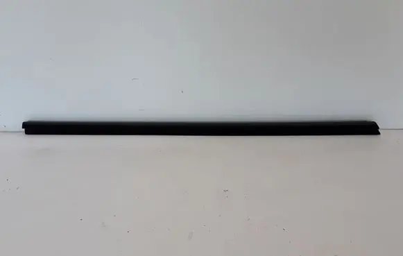 Volvo XC60 Front door trim bar 31424366