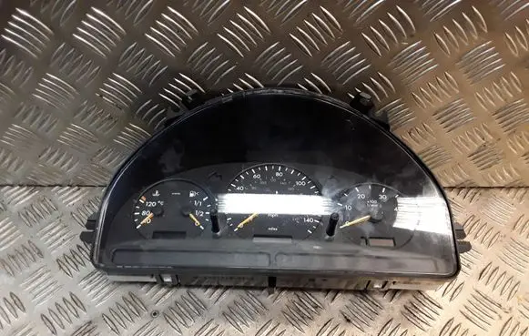 Mercedes-Benz ML W163 Speedometer (instrument cluster) 1635407711