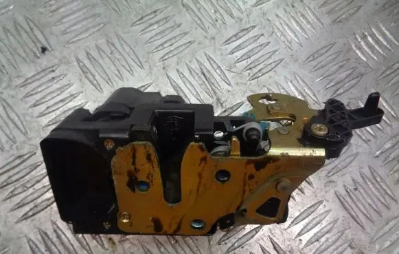 Chevrolet Lacetti Rear door lock