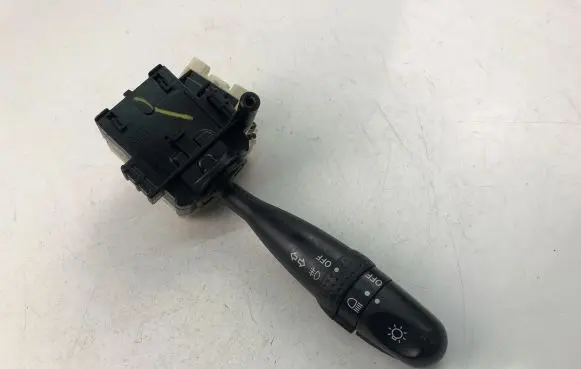 Toyota Yaris Indicator stalk 8414052020