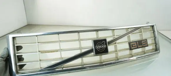 Volvo 340 - 360 Front grill 