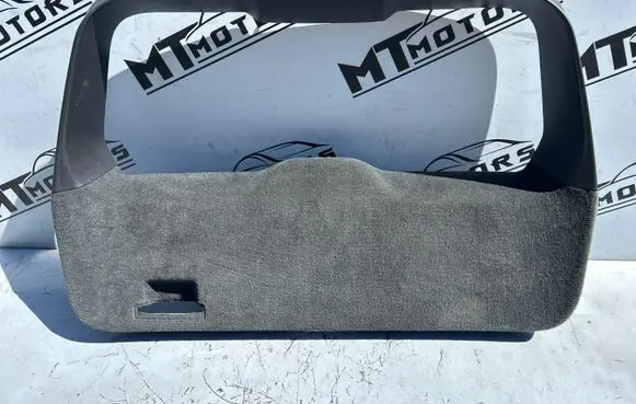 Volvo V70 Tailgate trim 000765