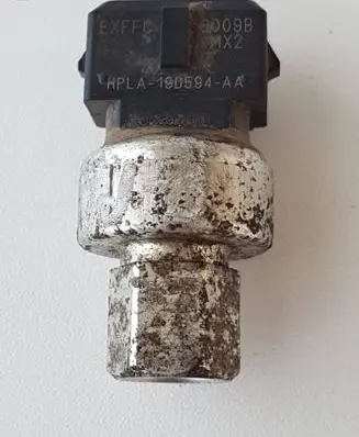 Jaguar F-Pace Air conditioning (A/C) pressure sensor HPLA19D594AA 8009B