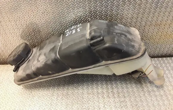 Mercedes-Benz E W210 Coolant expansion tank/reservoir 2105000349 A2105000349