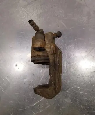 Volkswagen Polo V 6R Front brake caliper