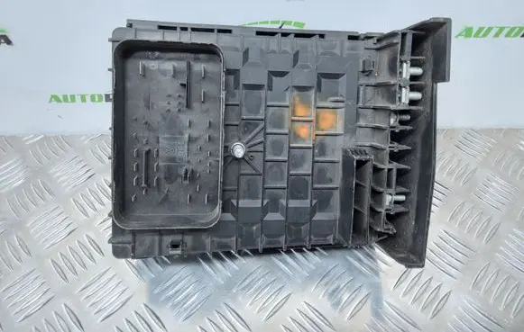 Seat Altea Fuse box set 1K0937125