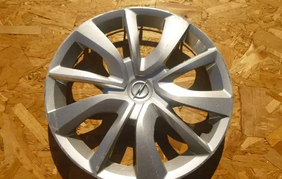 Opel Corsa F R15 wheel hub/cap/trim 9832850080 9833415680