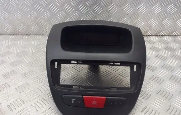 Citroen C1 Radio/GPS head unit trim 554050H010
