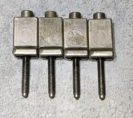 Seat Alhambra (Mk1) Fuel Injector clamp holder