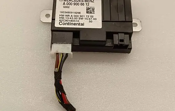 Mercedes-Benz C W205 Fuel injection pump control unit/module A0009006612 160349091929E A0009017202