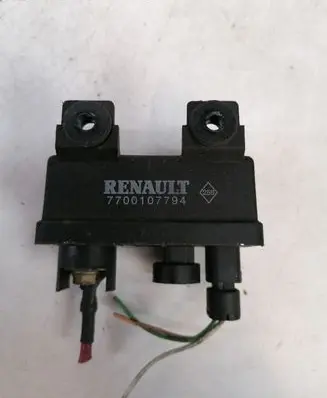 Renault Scenic I Glow plug pre-heat relay 7700107794