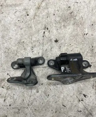 Front door hinge set