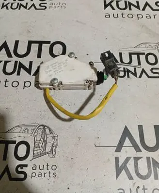 Seat Alhambra (Mk1) Central locking motor 95VW9B241AB 7M0959775C