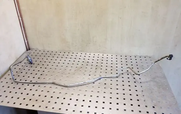 Subaru Outback Air conditioning (A/C) pipe/hose