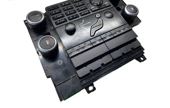 Volvo XC60 Climate control unit 30782905 M3013100102 SN60102396