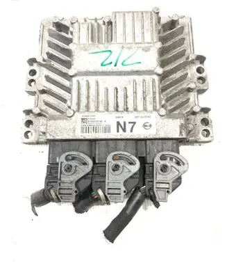 Nissan Qashqai Engine control unit/module 23710JD580