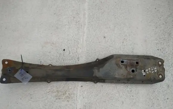 Toyota Avensis Verso Front subframe