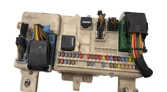 Volvo S40 Fuse box set 31327215 521812F03 04006542