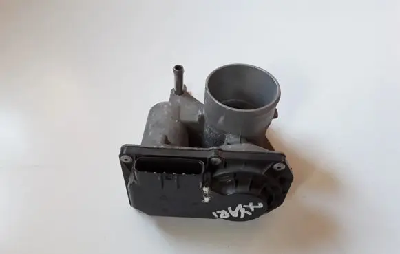 Toyota Yaris Throttle valve 2203047040