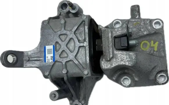 Hyundai Sonata DN8 Gearbox mounting bracket 21832L1250
