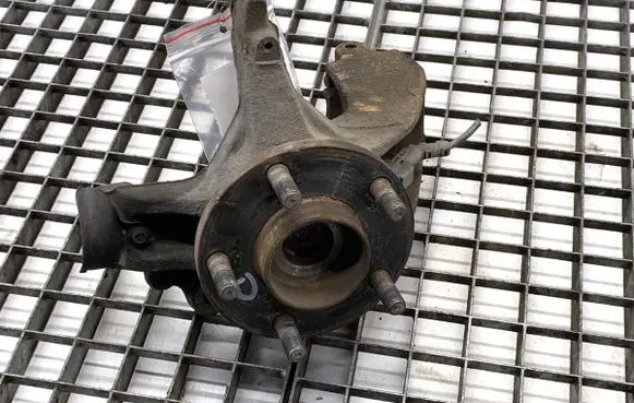 Ford Focus C-MAX Front wheel hub spindle knuckle 3M513K170