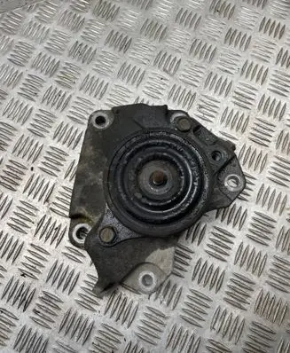 Nissan Murano Z51 Engine mount bracket