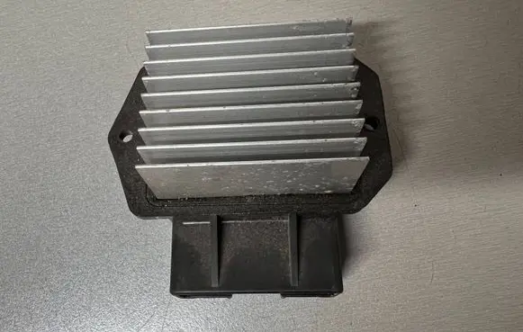 Dodge Journey Heater blower motor/fan resistor 68018105AA